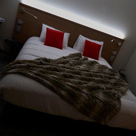 Hotel La Caleche Дюрбюи Номер фото